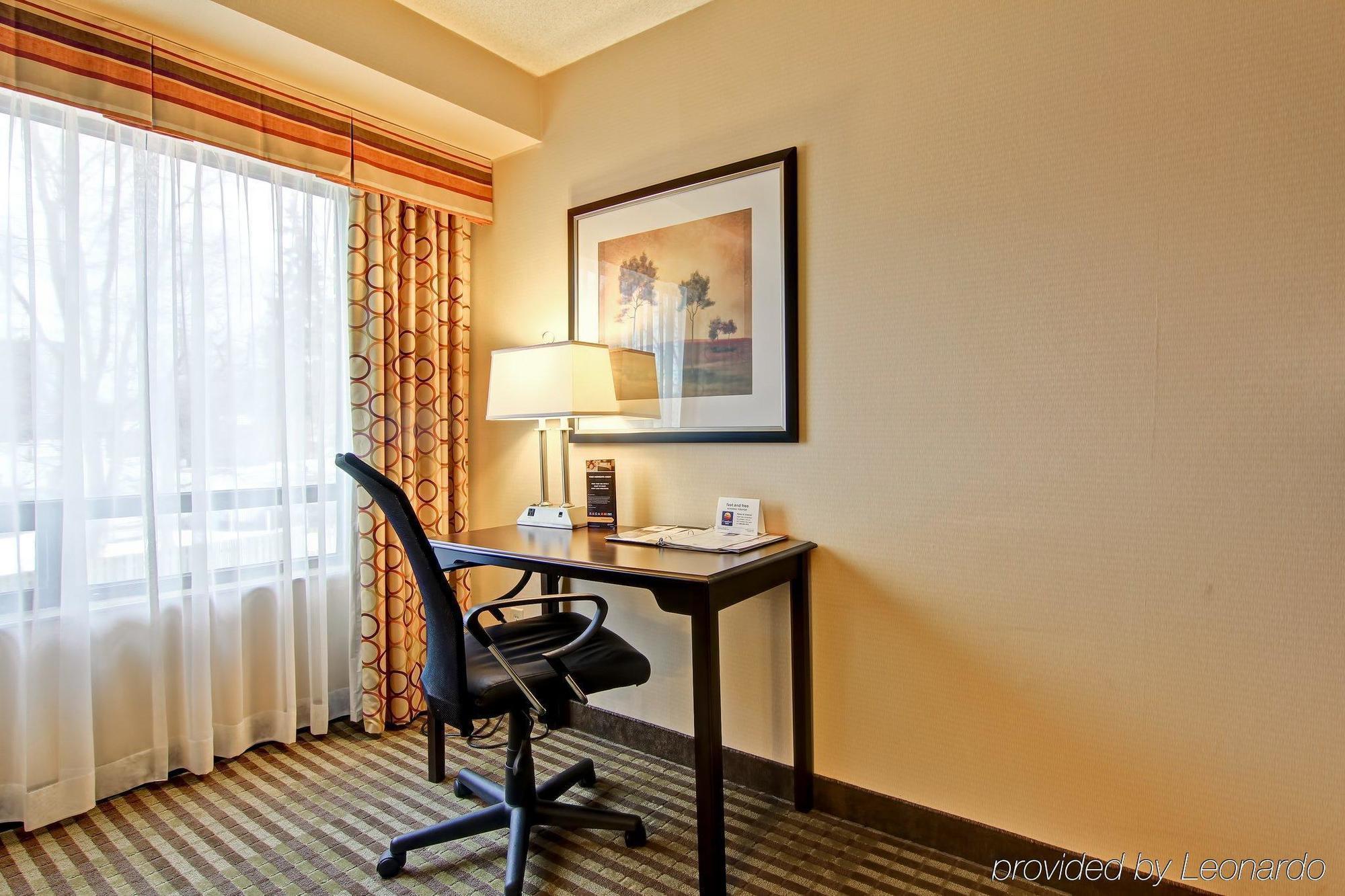 Comfort Inn East Scarborough 토론토 외부 사진