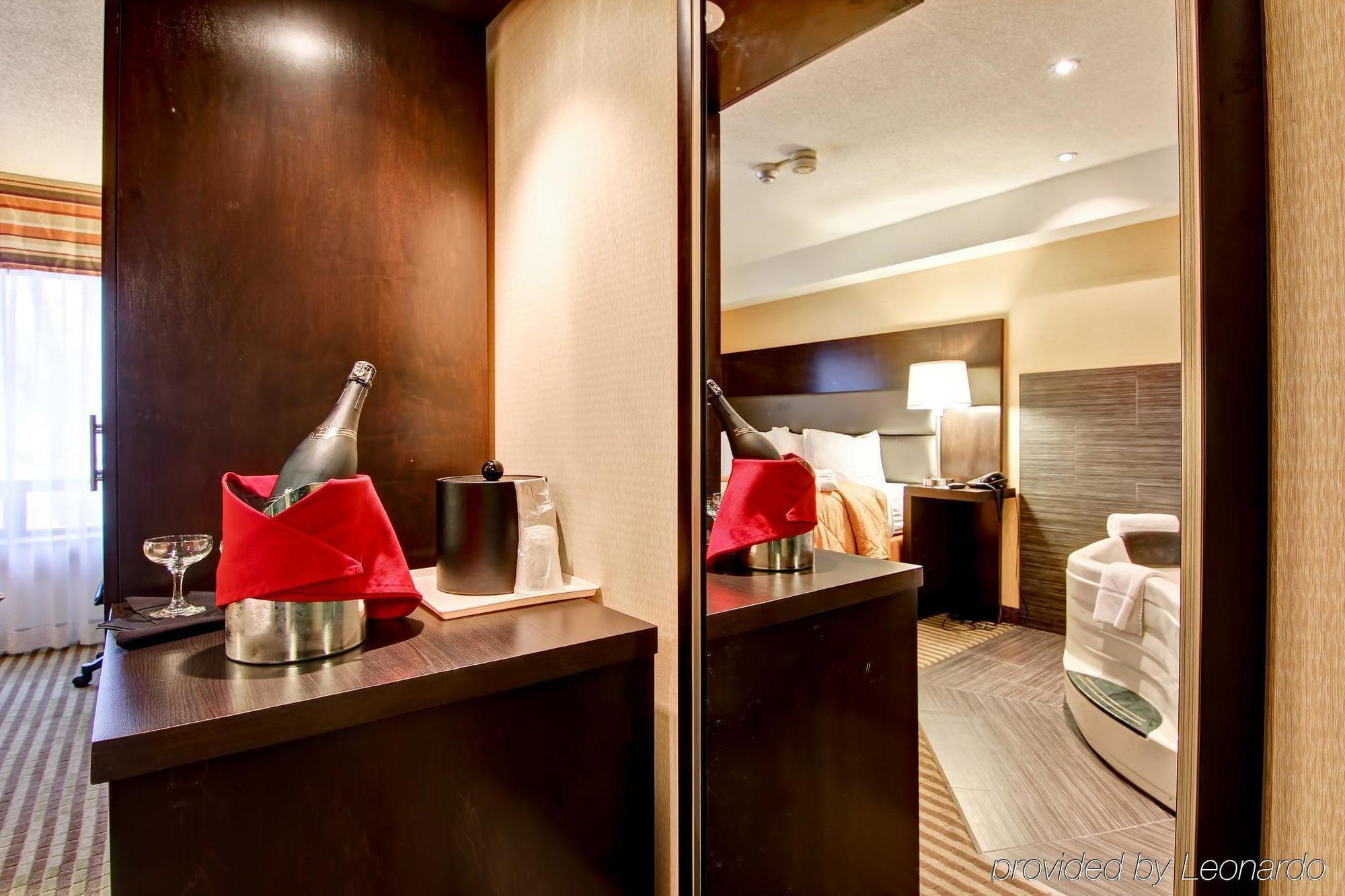 Comfort Inn East Scarborough 토론토 외부 사진